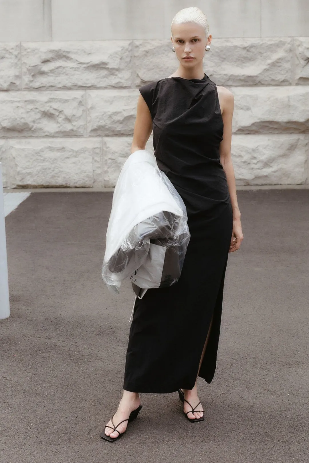Dresses*St. Agni Asymm Tuck Dress - Black