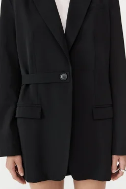Tailoring*St. Agni Belt Detail Blazer - Black