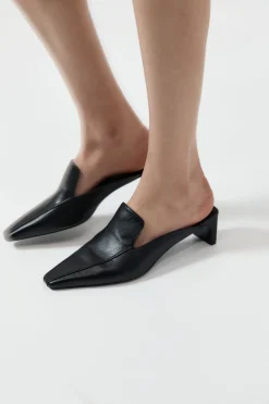 Heels*St. Agni Heeled Loafer - Black