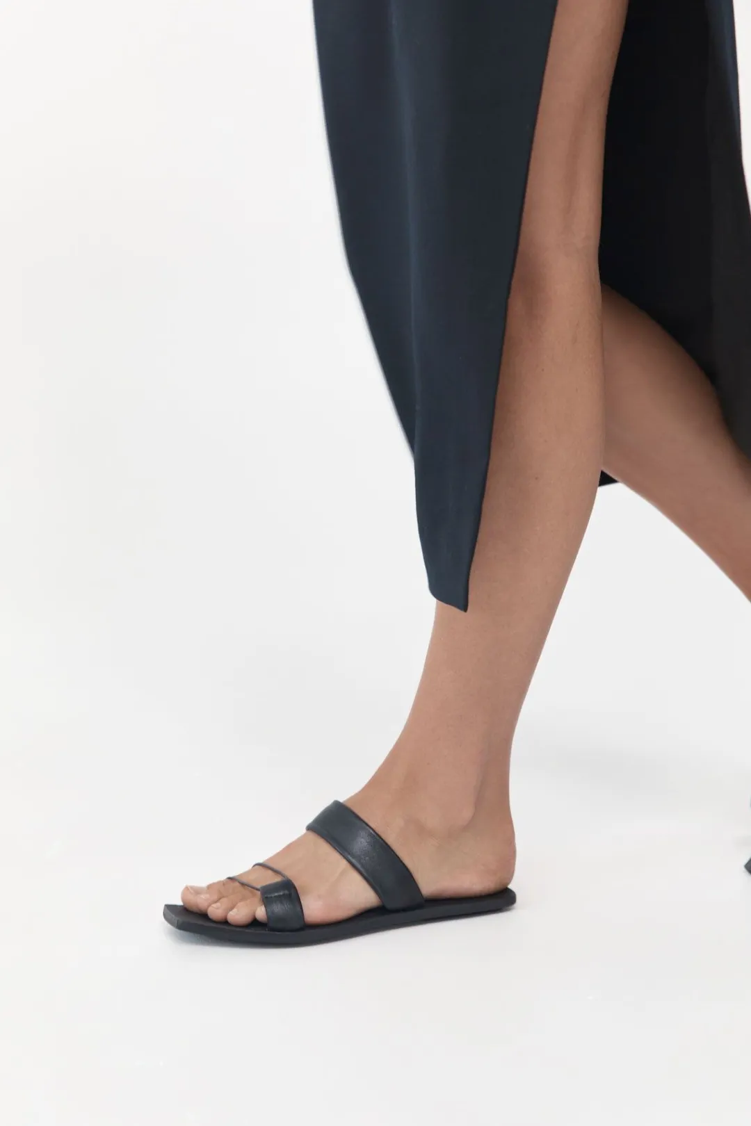 Slides*St. Agni Kim Slide - Black