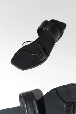 Slides*St. Agni Kim Slide - Black