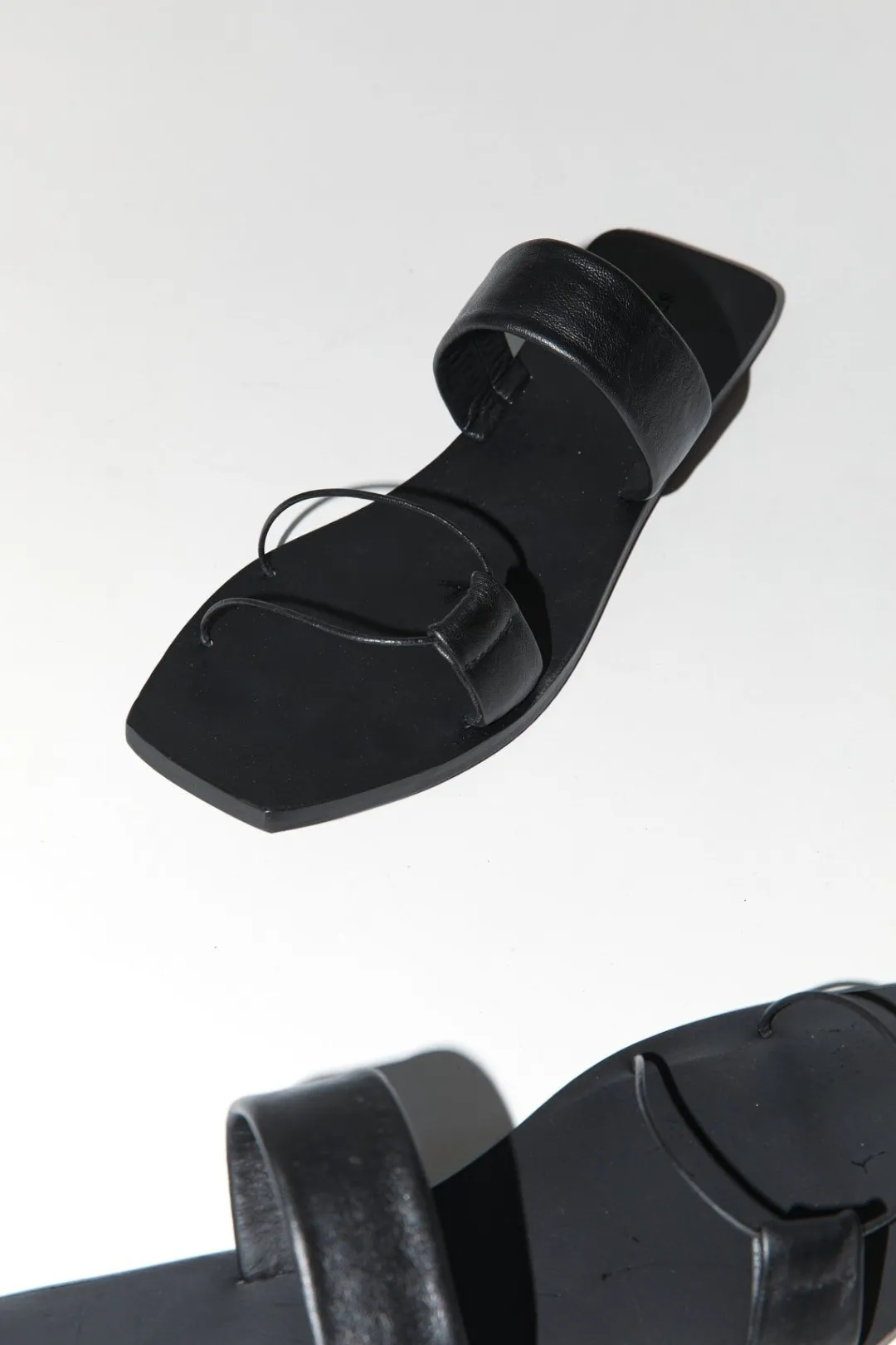 Slides*St. Agni Kim Slide - Black