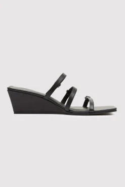 Heels*St. Agni Mini Ring Detail Wedge - Black