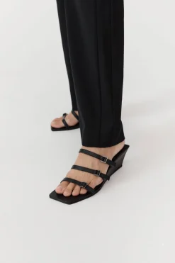 Wedges*St. Agni Mini Ring Detail Wedge - Black