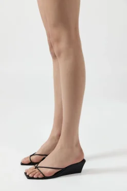Wedges*St. Agni Minimal Low Wedge - Black