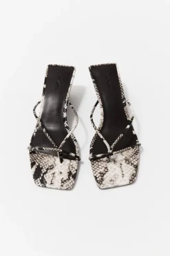 Heels*St. Agni Minimal Low Wedge - Python