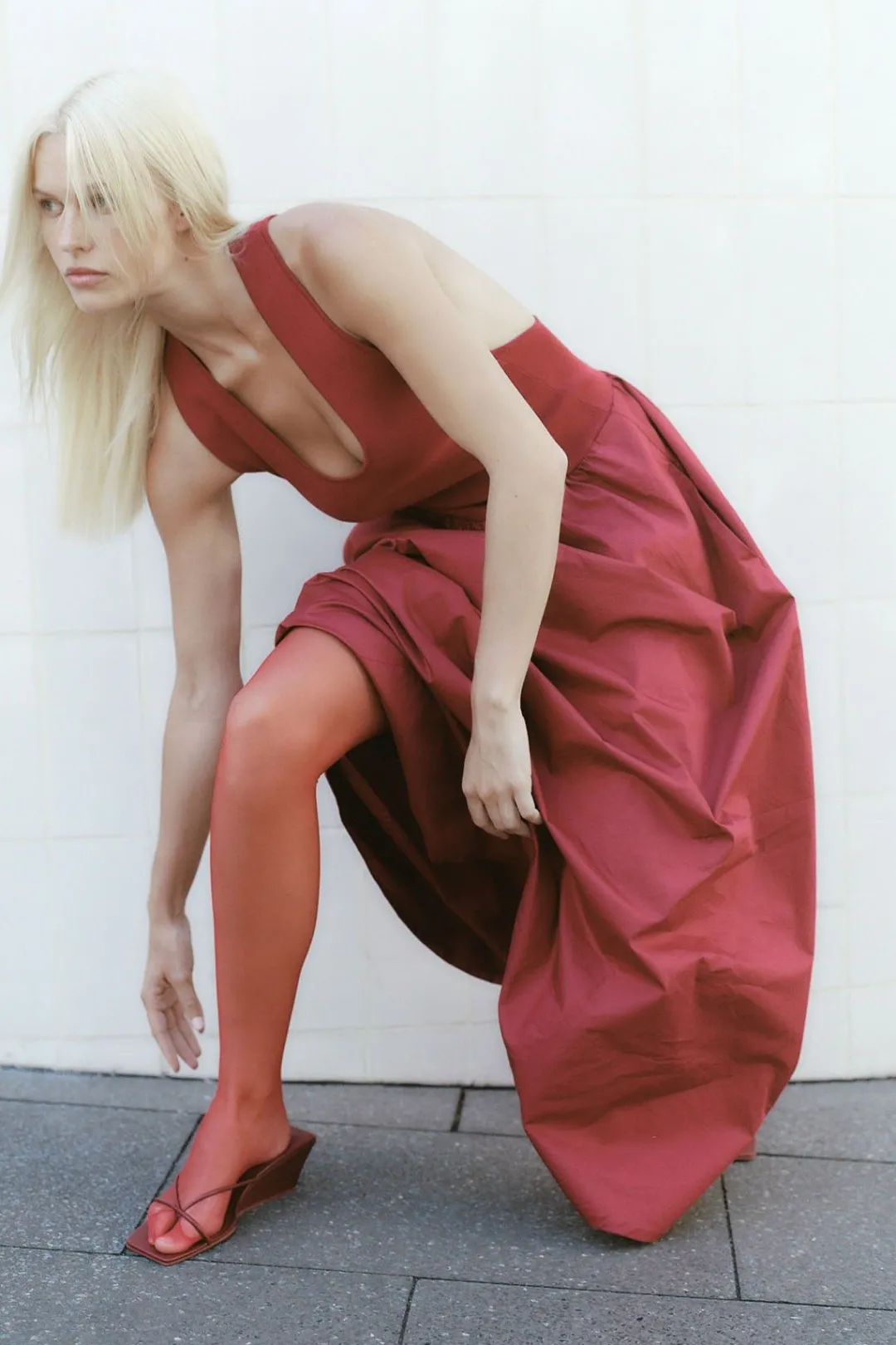 Heels*St. Agni Minimal Low Wedge - Rouge