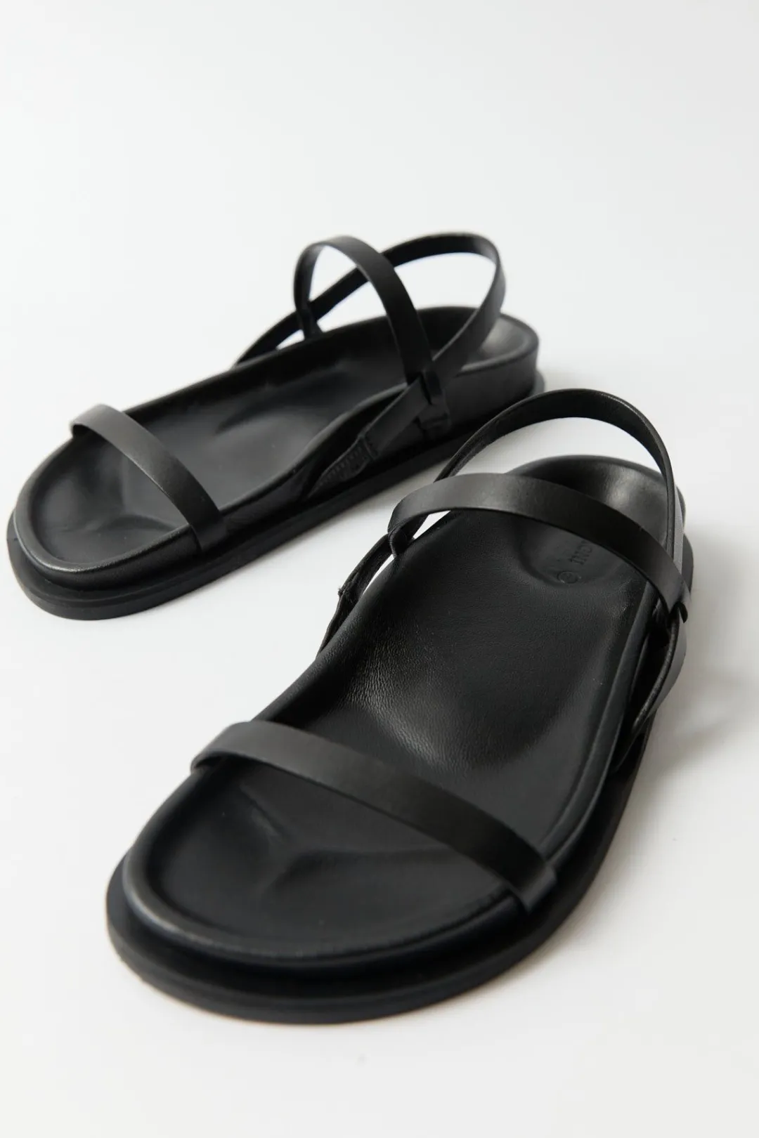 Slides*St. Agni Mio Sandals - Black