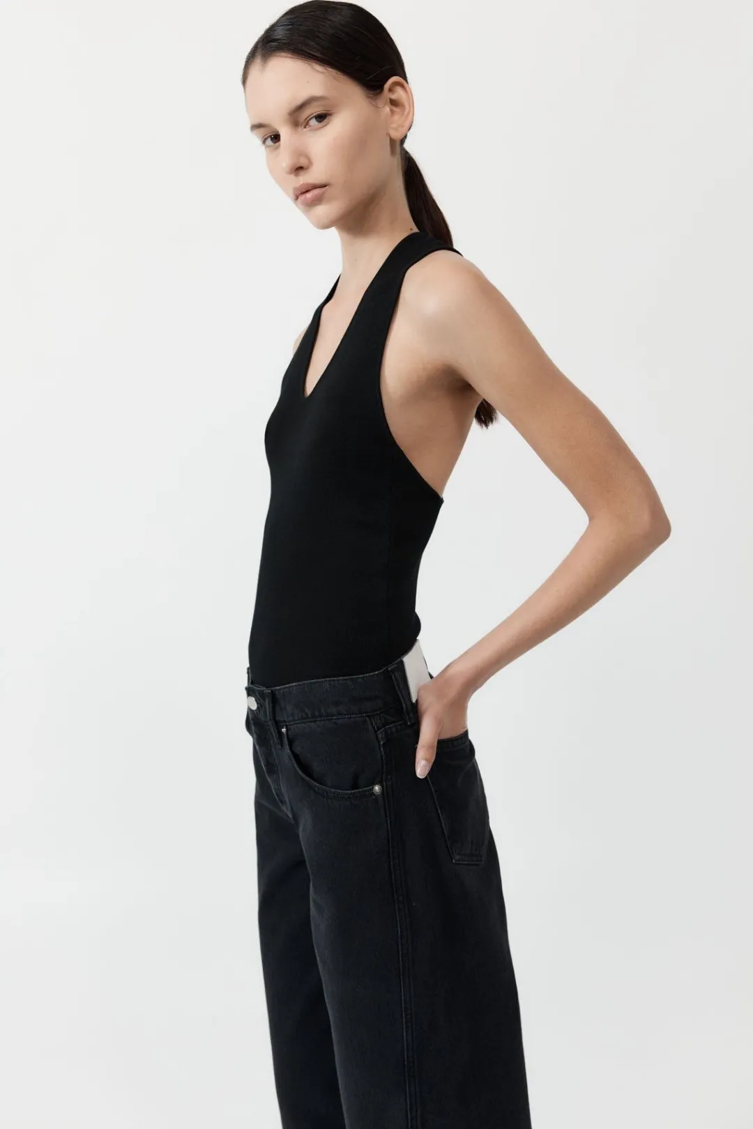 Singlets*St. Agni Plunge Neck Knit Top - Black