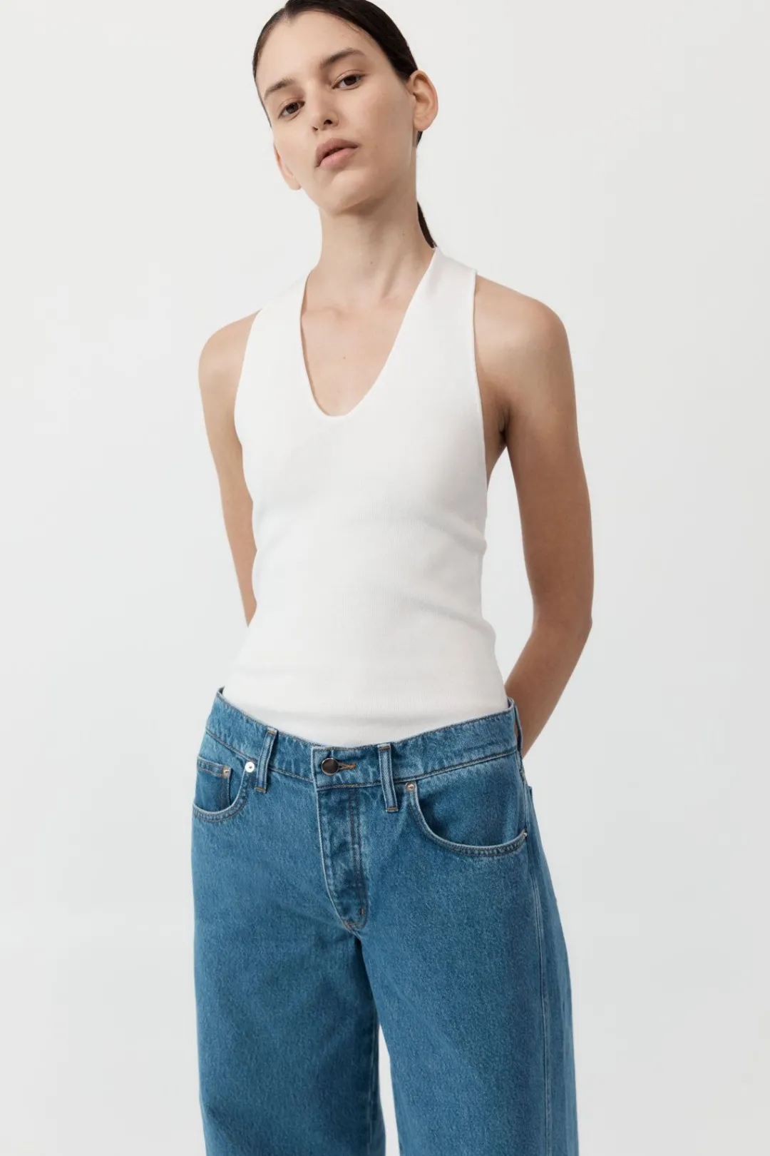 Singlets*St. Agni Plunge Neck Knit Top - White