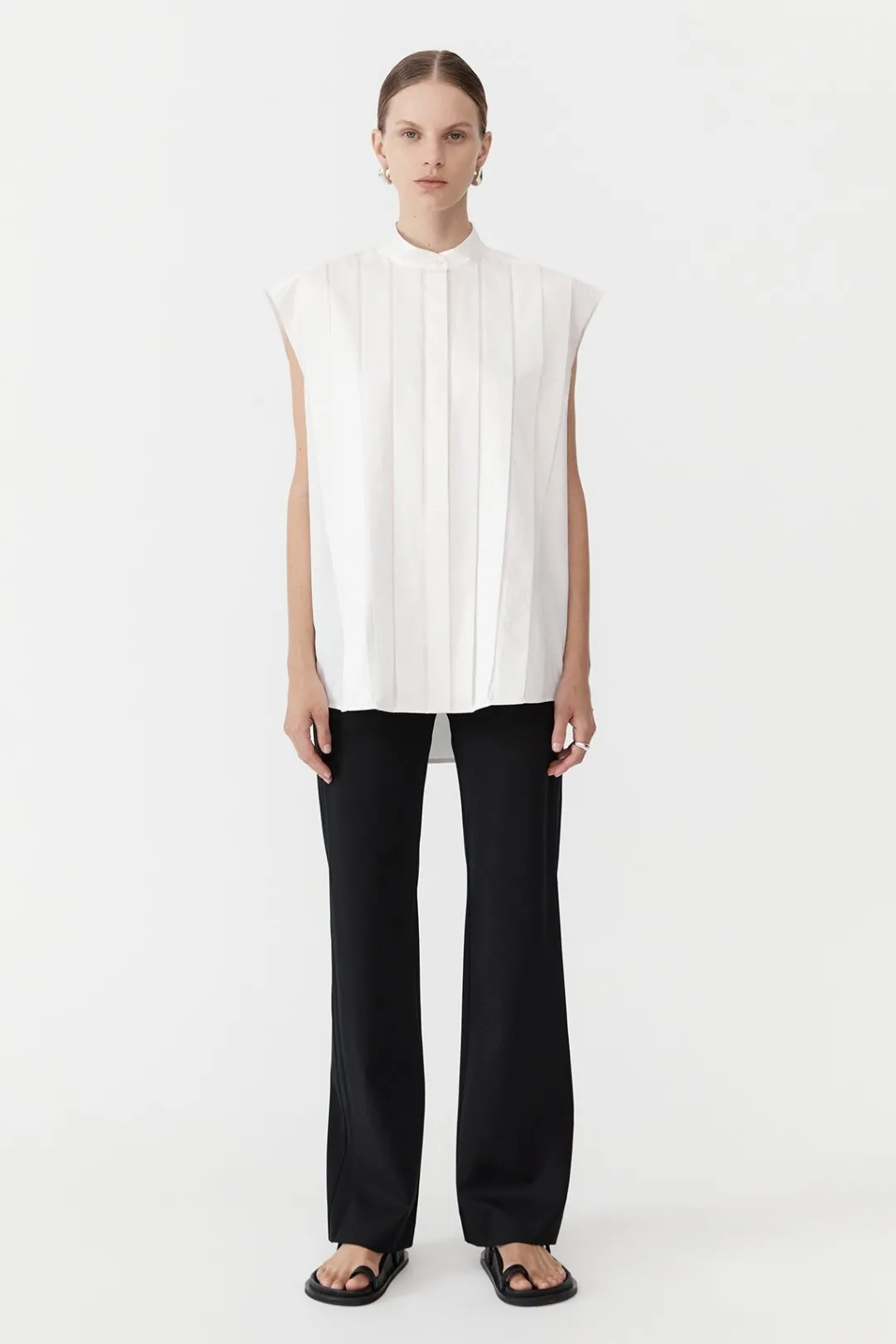 Shirts*St. Agni Sleeveless Tuck Detail Shirt - White