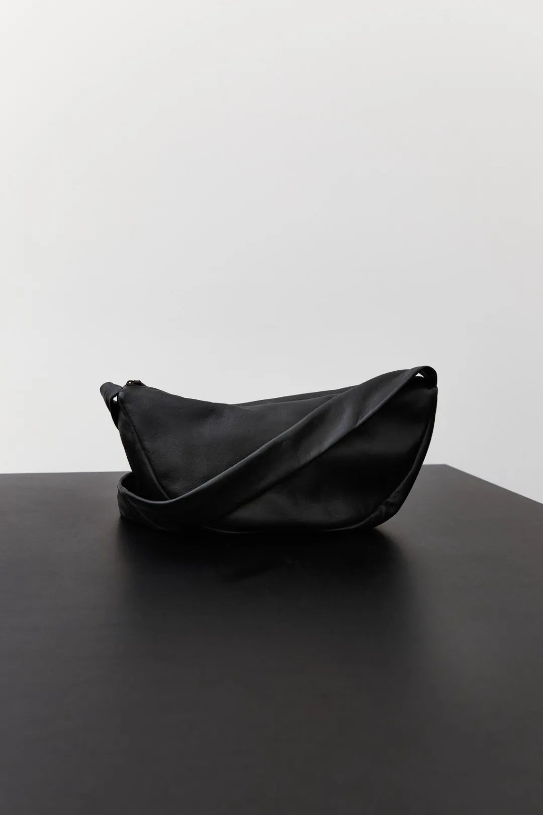 Bags*St. Agni Soft Crescent Bag - Black