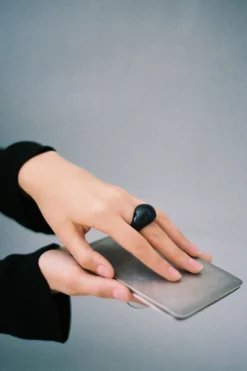 Jewellery*St. Agni Somni Ring - Black - Black - By Ayllón