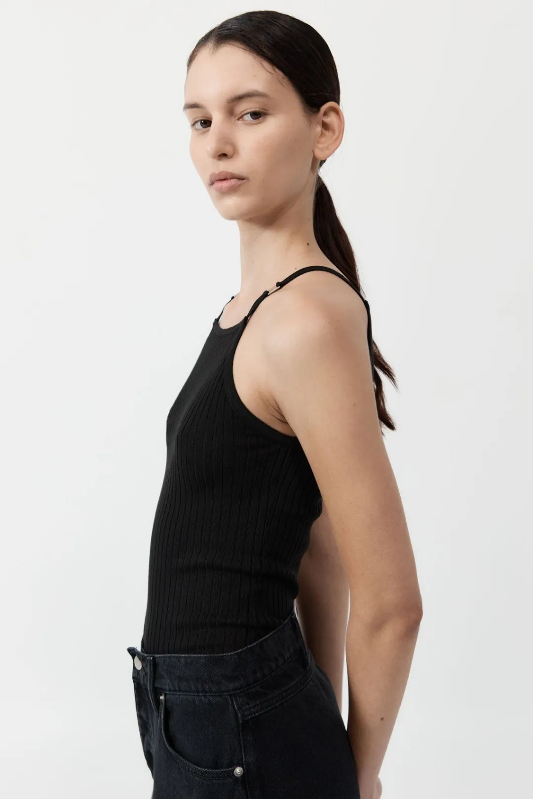 Basics*St. Agni Square Tank - Black