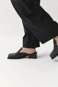 Heels*St. Agni Square Toe Mule - Black