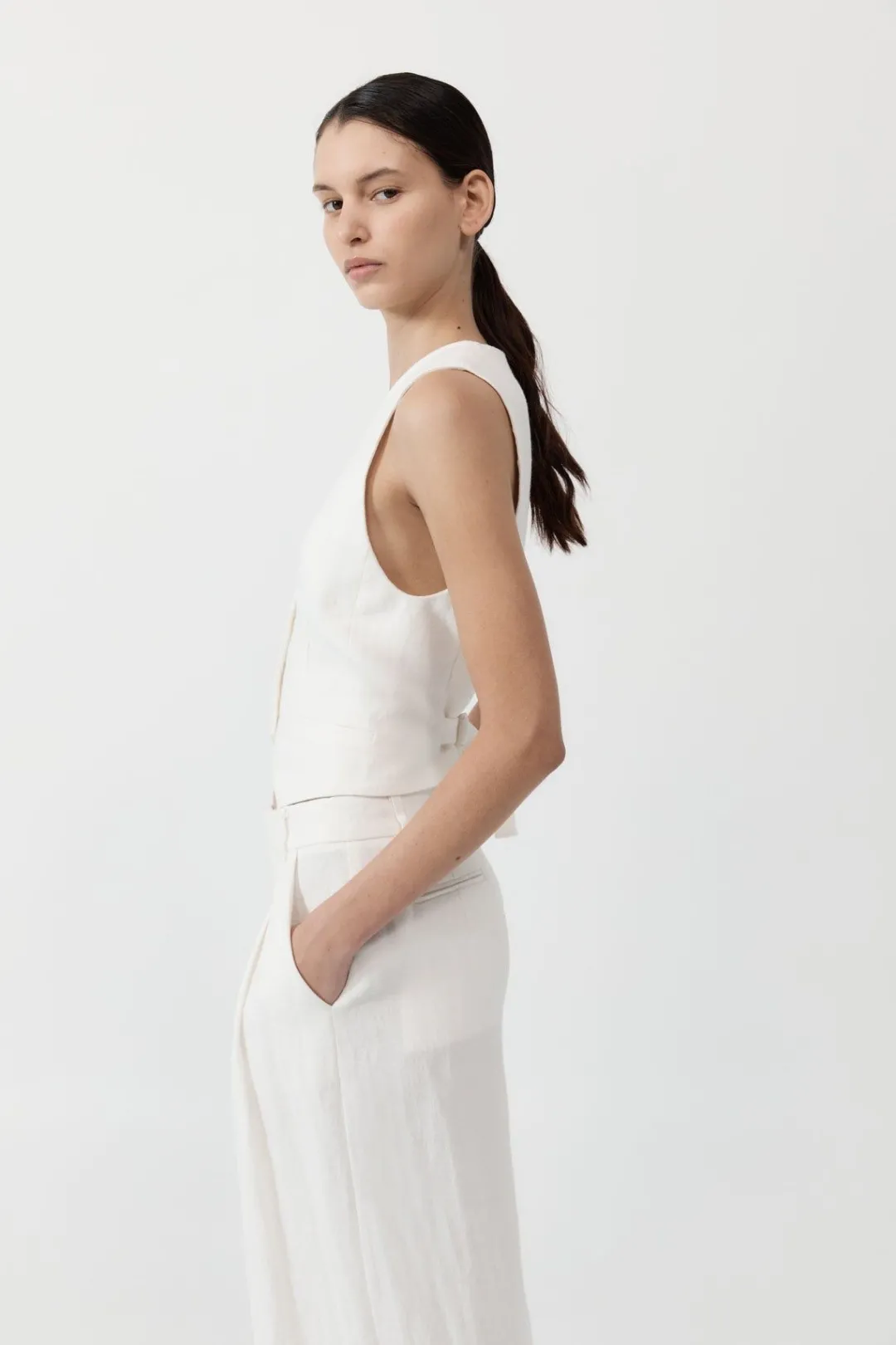 Tops*St. Agni Tailored Linen Vest - Ivory