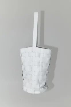 Unisex*St. Agni Woven Bucket Bag - White