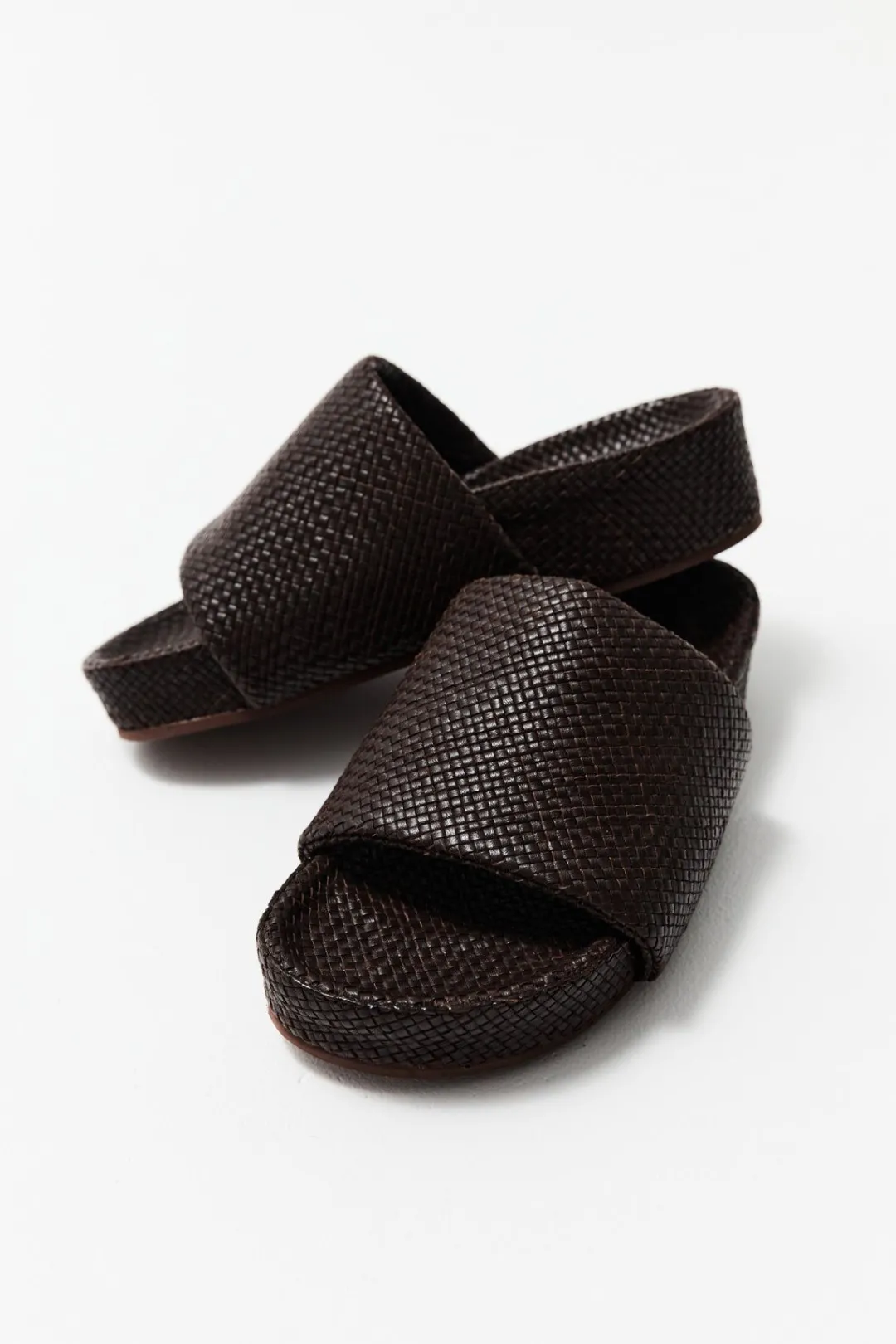 Slides*St. Agni Woven Everyday Flatform Slide - Chocolate
