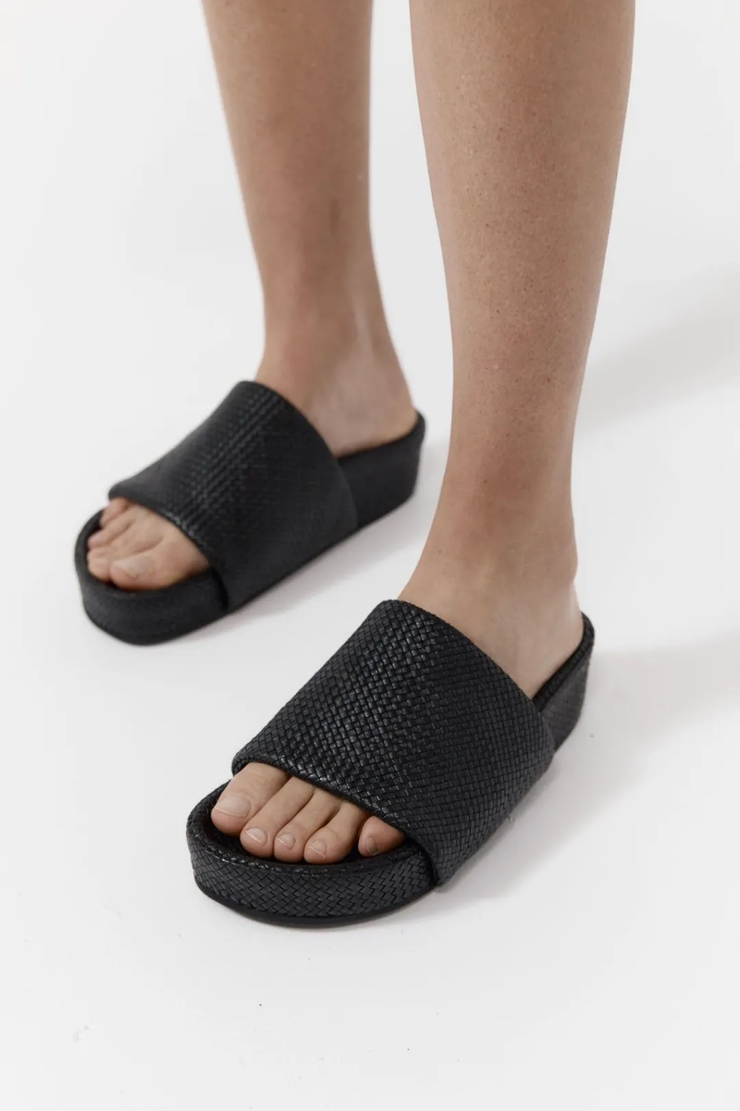 Slides*St. Agni Woven Everyday Flatform Slide - Black