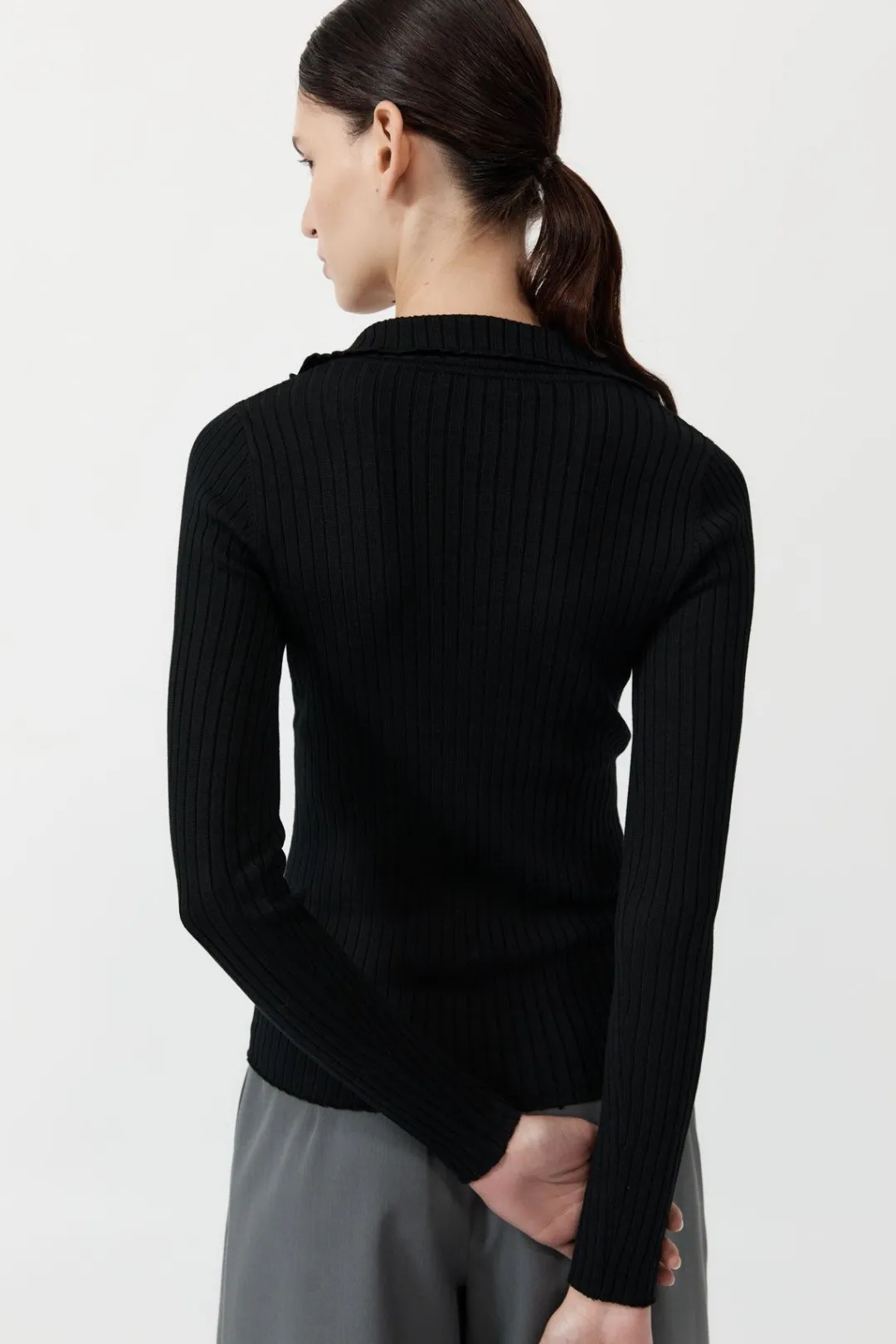 Jumpers*St. Agni Zip Front Top - Black